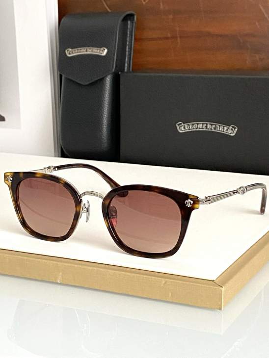 Picture of Chrome Hearts Sunglasses _SKUfw73376035fw